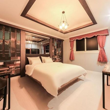 Geoje A-Plus Hotel Kültér fotó