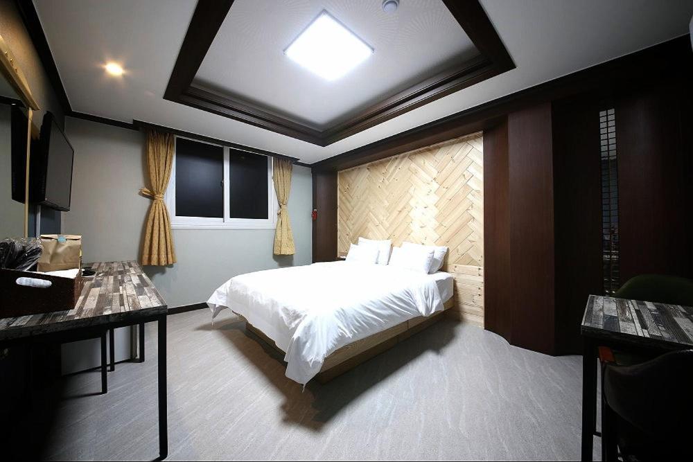 Geoje A-Plus Hotel Kültér fotó