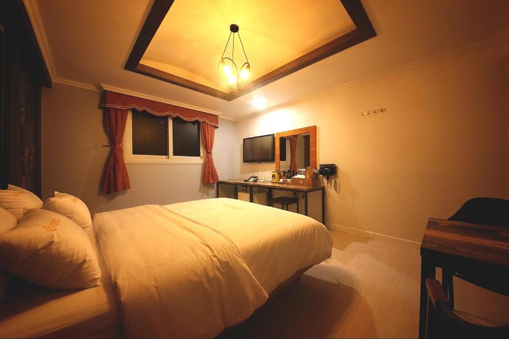 Geoje A-Plus Hotel Kültér fotó