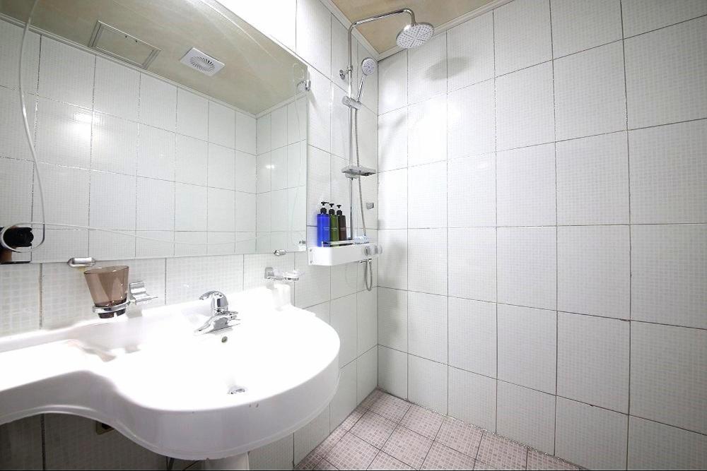 Geoje A-Plus Hotel Kültér fotó