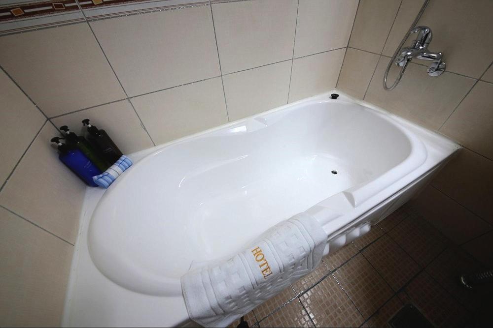 Geoje A-Plus Hotel Kültér fotó