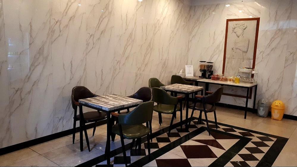 Geoje A-Plus Hotel Kültér fotó